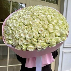Букет 151 белая роза