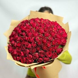 Букет из 101 красной розы