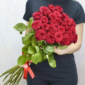 Роза красная 25 шт