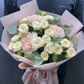 Роза кустовая, Эвкалипт, Диантус, Пленка дизайнерская, Подкормка для цветов