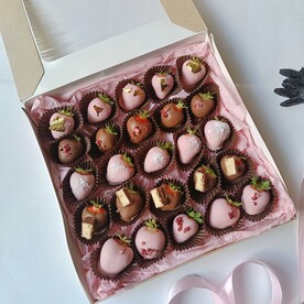 Набор с клубникой в шоколаде 🍫 25 шт