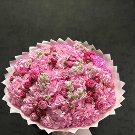 Гортензия, Роза кустовая, Маттиола, Дизайнерская упаковка