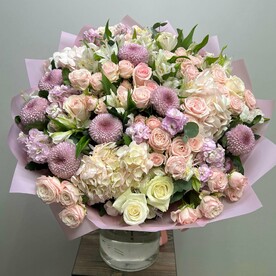 Роза, Хризантема, Альстромерия, Роза кустовая, Эвкалипт, Маттиола, Гортензия, Упаковка, Подкормка для цветов, Инструкция по уходу за цветами, Аквабокс, Транспотировочная коробка