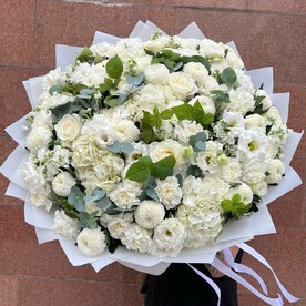 Роза, Хризантема, Лизиантус Эустома, Маттиола, Гортензия, Гвоздика, Эвкалипт, Упаковка, Подкормка для цветов, Инструкция по уходу за букетом, Аквабокс, Транспортировочная коробка