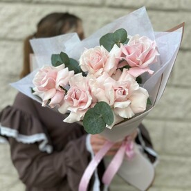 Букет из белых роз Эквадор "Без лишних слов"