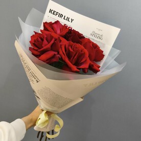Букет из красных роз