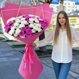 Букет гигант из хризантем