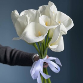Белые каллы 9 шт под ленту