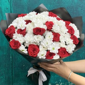 Хризантема кустовая, Роза, Дизайнерская упаковка