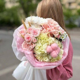 Гортензия, Роза кустовая, Хризантема кустовая, Гвоздика, Колосья, Роза пинк мондиаль, Хлопок, Дизайнерская упаковка