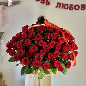 101 алая Роза