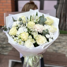 Роза, Диантус, Альстромерия, Сантини, Ранункулус, Дизайнерская упаковка