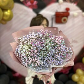 Букет радужной гипсофилы