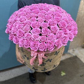 Розы в коробке