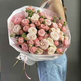 Розы кустовые пионовидные 15 штук в букете