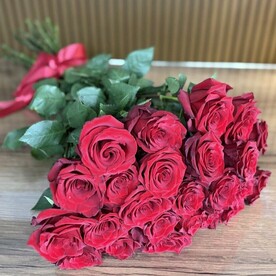 25 эквадорских роз