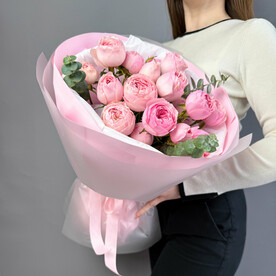 Букет кустовых пион роз 💗Клубничный пломбир💗 в размере S