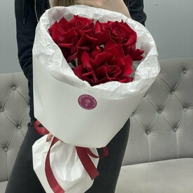 3 кружевные розы