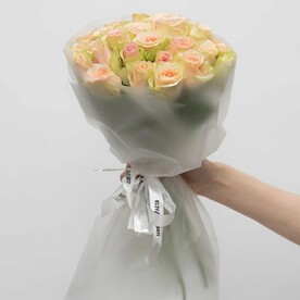 Букет: Нежно-Розовые Розы Кения 45см