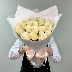Роза белая 21 шт