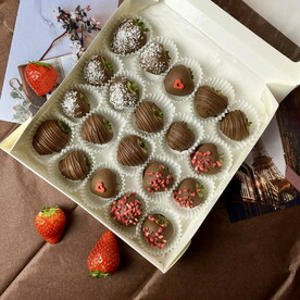 Клубника в шоколаде, Картонная коробка