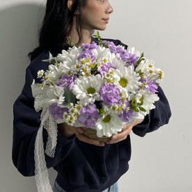 Танацетум шт, Писташ шт, Хризантема кустовая шт, Диантус кустовой шт, Корзина плетеная шт, Оазис шт, Транспортировочная упаковка шт, шт