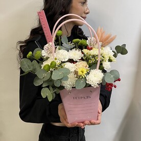 Сантини шт, Хризантема кустовая шт, Альстромерия шт, Роза шт, Танацетум шт, Эвкалипт шт, Калина шт, Сумочка шт, Оазис шт, шт, Транспортировочная упаковка шт, Линейка шт, Ларгус шт