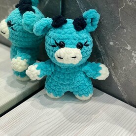 Коровка вязаная ручной работы