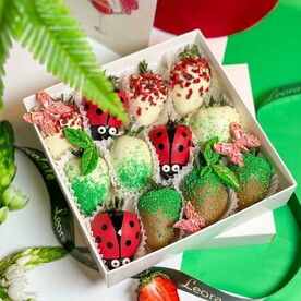 Клубника в Шоколаде 9-12 шт. Бельгийский шоколад Callebaut. Подарочный детский набор 1185