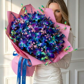 Букет розовый Космос. Монобукет 620 Leora Flowers дом цветочной моды