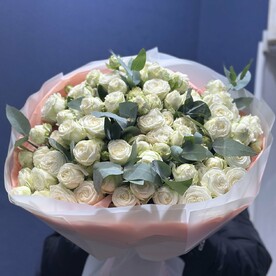 Букет из Кустовых Пионовидные белые 50см 35шт