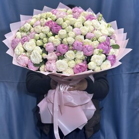 Букет из Пионы и Пионовидные кустовые розы