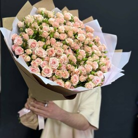 Кустовая роза 29 шт