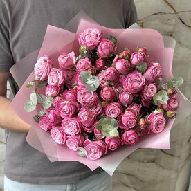 Роза кустовая, Эвкалипт, Дизайнерская упаковка