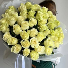 Моно букет из одноголовых эквадорских роз