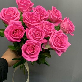 Розовые розы 11шт
