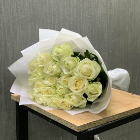 Белая Роза 21шт
