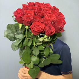 Красная роза 21шт
