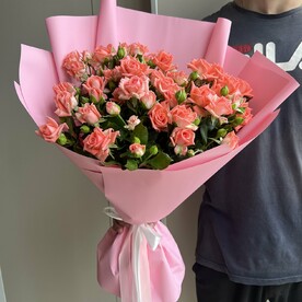 Букет из кустовых роз барбадос