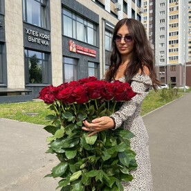 51 роза 130см высотой