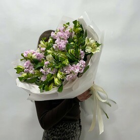 Альстромерия, Маттиола, Пленка, Тишью