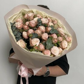 Роза кустовая, Эвкалипт, Дизайнерская упаковка