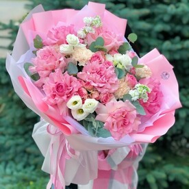 Французские розы, Маттиола, Лизиантус Эустома, Диантус, Кустовая роза, Эвкалипт, Упаковка