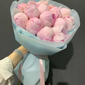 Букет пионов