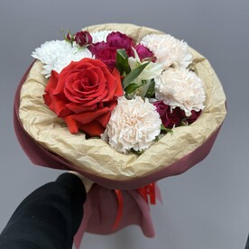 Яркий букет