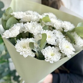 Букет цветов из хризантем кустовые