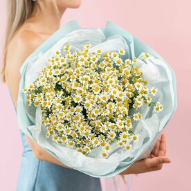 Букет с ромашкой