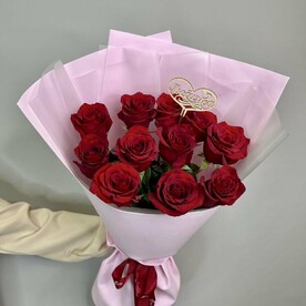 Букет из 11 роз в упаковке