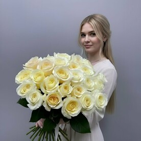 «Нежные прикосновения» моно букет 25 роз