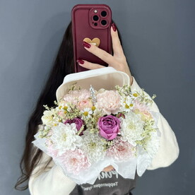 Бенто-Букет из цветов🎂💐 из Кустовой Розы, хризантемы Алтай и диантусов
